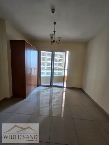 LAKESIDE TOWER D / CHEQUES FLEXIBILITY / READY TO MOVE