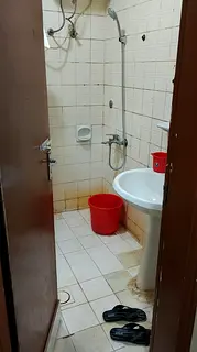 Available Studio room bhnd Central mall