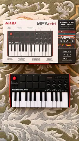 AKAI MPK Mini MK3 25 key MIDI KEYBOARD CONTROLLER - PERFECT CONDITION