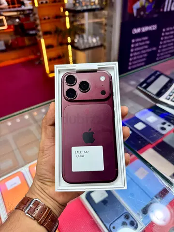 Iphone 18 pro , 256 Gb , careplus