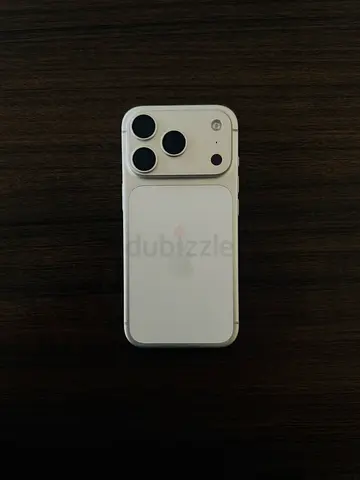 iPhone 17 Pro 256GB Silver – 100% Battery Health