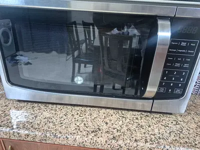 HOOVER MICROWAVE OVEN