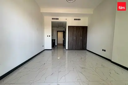 Hot Deal l Bright & Spacious | Covered Parking