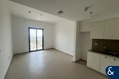 1 Bed | Vacant | Townhouse Views | Spacious