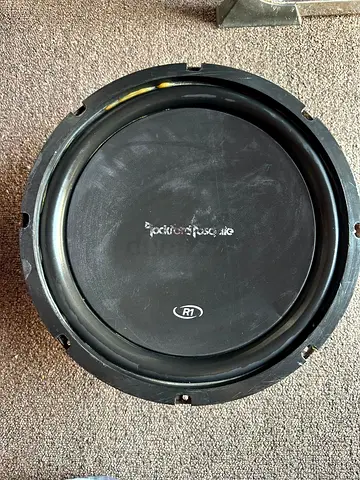 Rockford Fosgate R1 car subwoofer