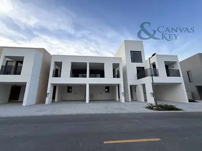 READY TO MOVE I BRAND NEW I SPACIOUS LAYOUT