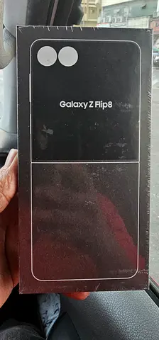 Samsung Galaxy Z Flip8 - Brand New Sealed Box