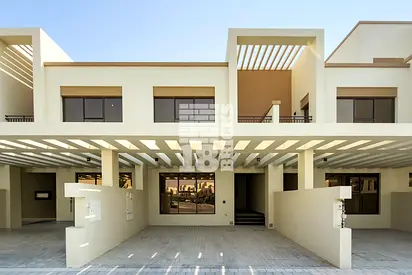Single Row| Big Garden | Branded new | Vacant