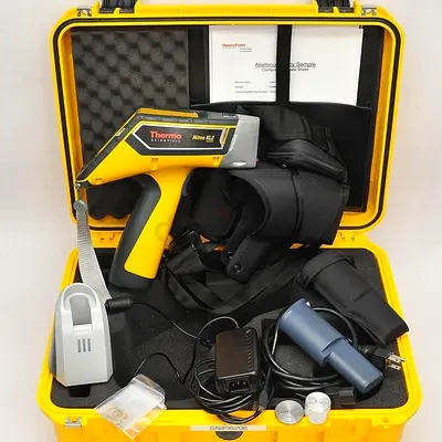 Thermo Scientific Niton XL2 Handheld XRF Analyzer with Hard Case and Accessories- Gold Analyzer