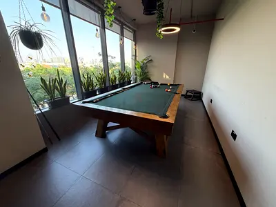 9.6 FT Full-size Wooden Billiards/Pool Table in Good Condition