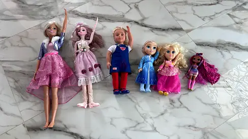 Dubai mall girls toys from Santa