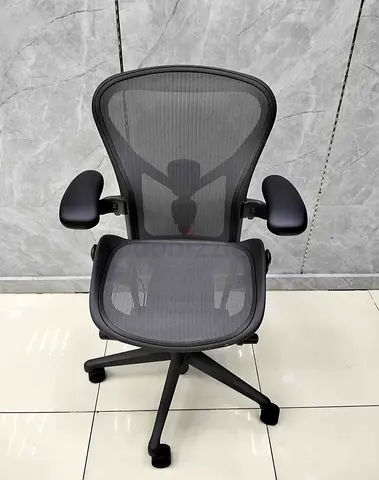 Ergonomic Mesh Office Chair with Lumbar Support (Used)