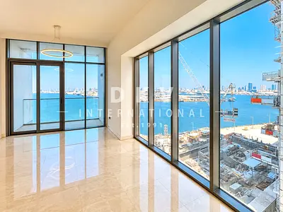 Panoramic Sea View | Bright Corner Unit | Vacant