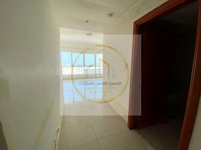 إطلالات بانورامية مفتوحة || غرفتان ماستر || مساحة واسعه || موزع واسع وخزائن بالحائط || تكييف مجاني || باركينج || تسهيلات بالدفع