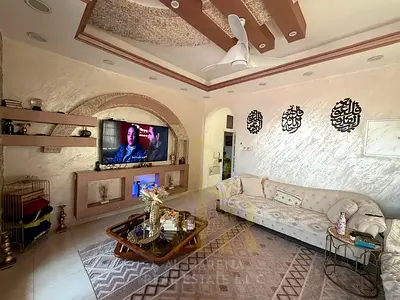 فيلا مميزه بالروضه 1 | سكني تجاري مع ارتداد 23 مترًا وخمس غرف ماستر~ بسعر يشمل كهرباء مياه ومكيفات