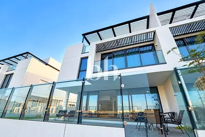 Sea View | Furnished | Direct Beach Access