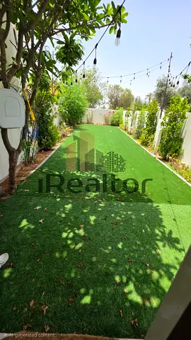 3 Bed Modified to 4 Bed Villa | Single Row | Vacant upon Sale