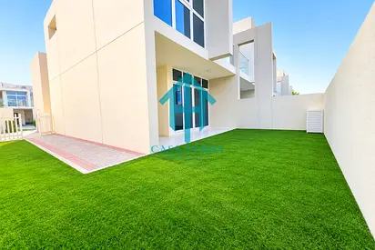 CORNER | LANDSCAPED | BACK TO BACK | AVAILABLE DECEMBER 2026