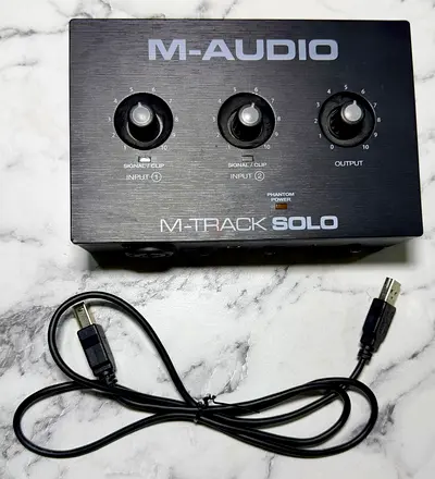 M-Audio M-Track Solo – Usb Audio Interface For Recording, Streaming & Podcasting