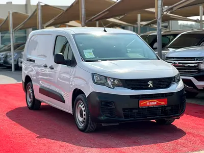2023 Peugeot partner | Diesel | Manual | Van | GCC | Ref#1132