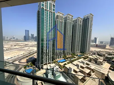 Stunning 1 bedroom Apartment with 2 Balconies I| Best Deal