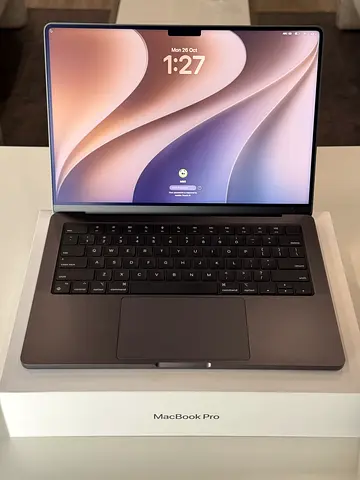 Classifieds: Macbook Pro M4 Max 14 Inches 36gb Ram Apple Care ...