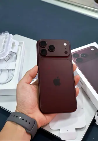 iPhone 18 ProMax Burgundy Brand New with Box and Accessories - Good Condition