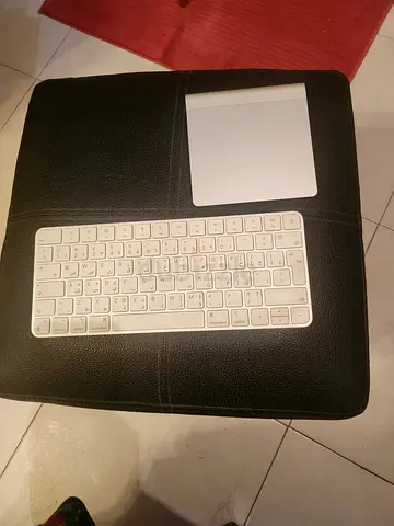 **Apple Magic Trackpad & Apple Keyboard – Bluetooth**