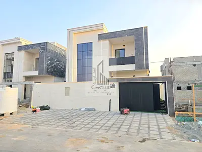 Super-deluxe, move-in ready 4-bedroom villa – freehold ownership.