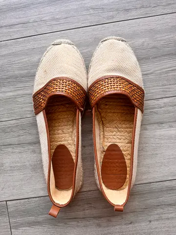 Beige woven slip-on espadrilles from Massimo Dutti with brown trim, size 41