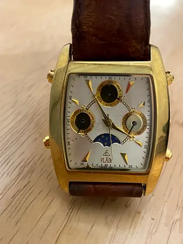 Vintage Men's Gold-Tone Rectangular Watch with Brown Leather Strap — Working