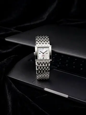 Tissot 1853 stainless steel ladies watch (good condition) TISSOT 1853 Swiss Made - Original ⌚
Model