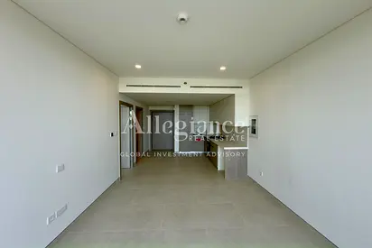 Golf View | Semi Furnished | Brand New | Vacant