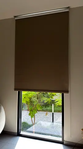 Blackout Roller Blind – 140 cm Wide