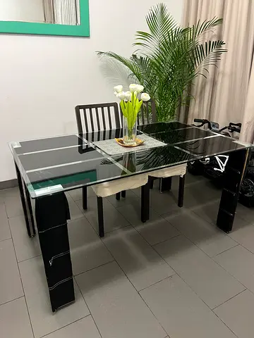 Glass Top Dining Table without chairs