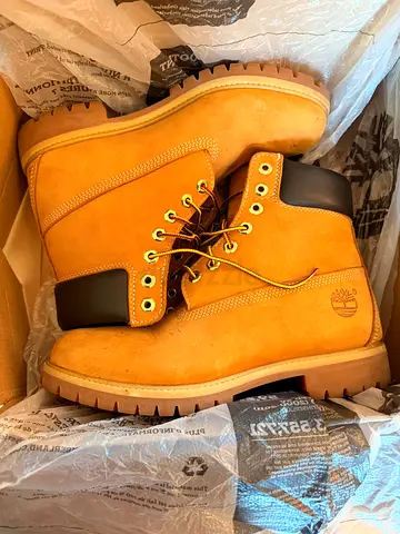 Timberland-style Wheat Brown Work Boots - Men's Size (used)