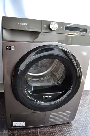 Samsung Heatpump Dryer - 9kg, Graphite, Good Condition