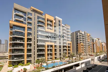 Bills Included | Stylish and Cozy Studio | Azizi Riviera 26, Meydan | Pool & Gym