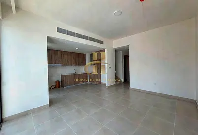 BRAND NEW | NEAR POOL | HANDOVER SOON