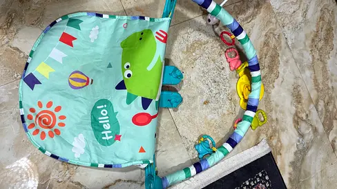 Baby play gym activity mat with hanging toys - light use