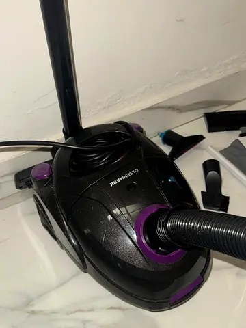 Vacuumed cleaner