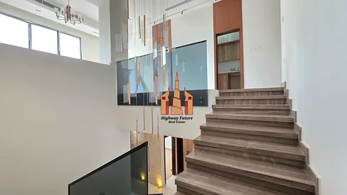 5bedroom hall villa for rent with maid room and 2living rooms 160k