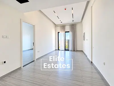 Vacant | Balcony & Pool | Gym | Parking Included
