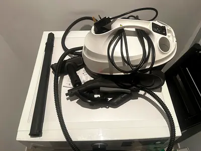 Kärcher SC 3 EasyFix Multi-Purpose Steam Cleaner (1900W / 3.5 Bar)