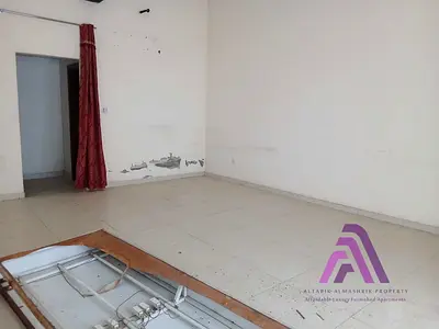 Shop for Rent | Parking View | Russia Cluster