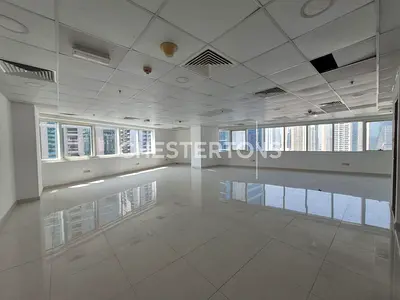 Fitted office | spacious | close to metro