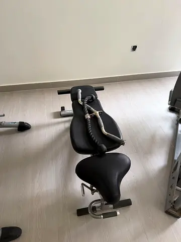 Adjustable Ab/Hyperextension Bench with Tricep Rope Attachment