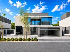 5 bed/ brand new/ ready to move/ masters/ with pool