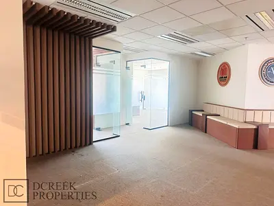 Prestigious Office || Ready to move || Near by Metro || Sheikh Zayed Road