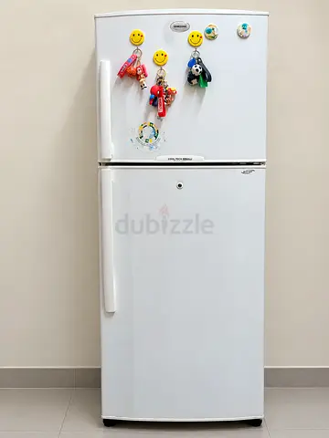 Samsung White Top-Freezer Refrigerator - 2-Door, Good Working Condition